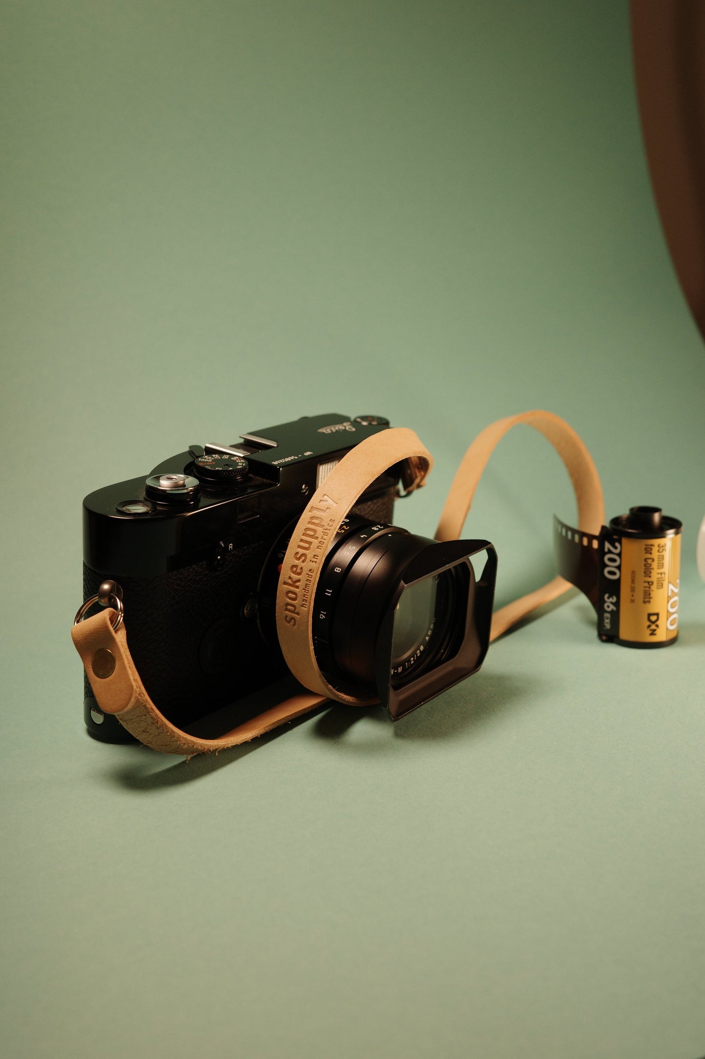 Camera strap skinny - natural riveted