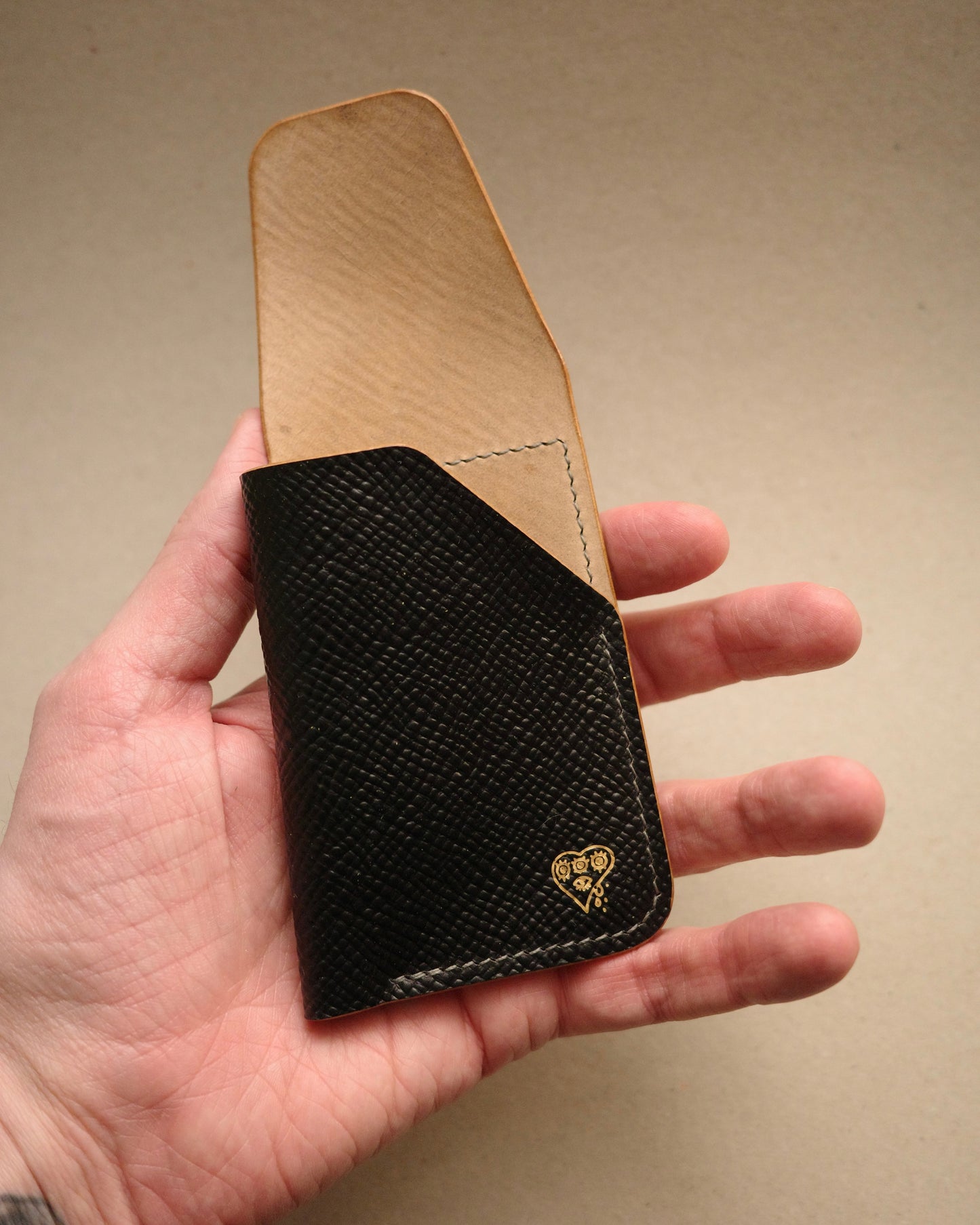 Custom Shell Cordovan The Flippy Wallet - limited black fingerprint