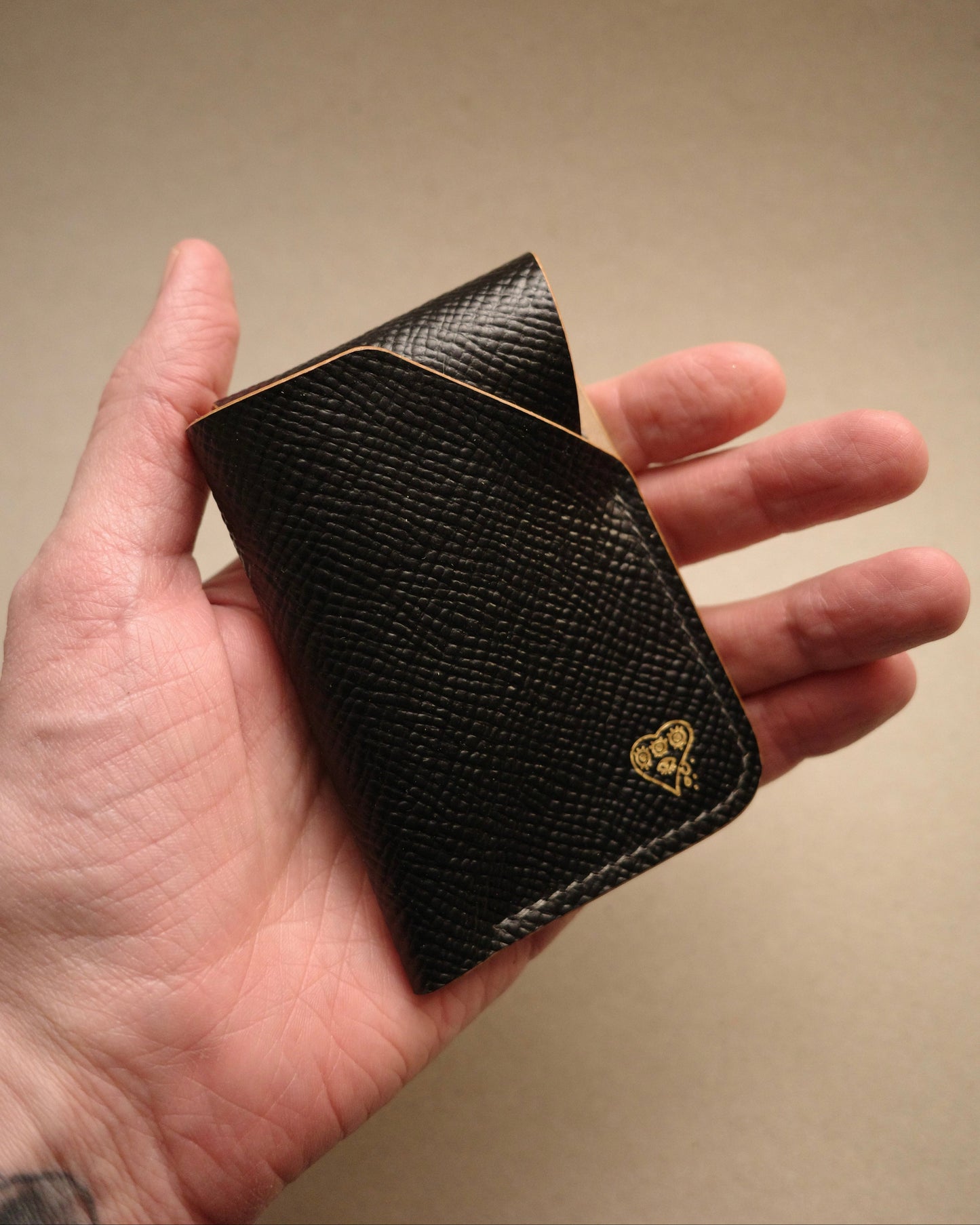 Custom Shell Cordovan The Flippy Wallet - limited black fingerprint